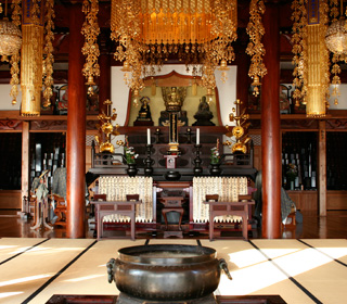 本堂広間